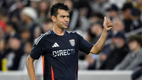 Hirving Lozano respondió sobre la chance de jugar en Chivas.
