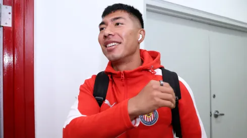 Daniel Aguirre se gana los elogios de la afición de Chivas.
