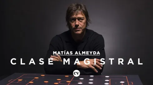 Matías Almeyda explicó los sistemas de todos sus equipos, incluyendo Chivas.
