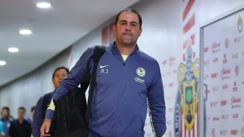 André Jardine muestra su respeto a Chivas.
