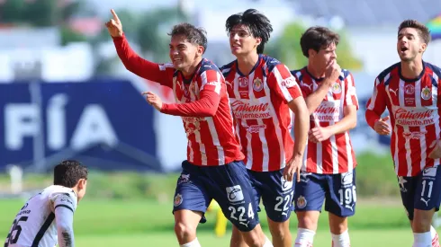 Leo Torres brilla con doblete en Chivas Sub-21.
