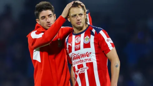 Javier Hernández se va por la puerta de atrás de Chivas
