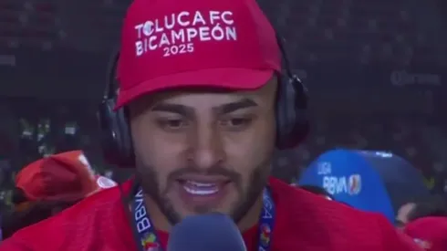 Alexis Vega dedicó el título a la afición de Chivas.
