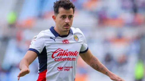 Chivas estaría por confirmar la baja de Alan Mozo
