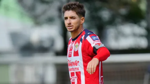 Isaac Brizuela aceptó bajar su salario en tres ocasiones.
