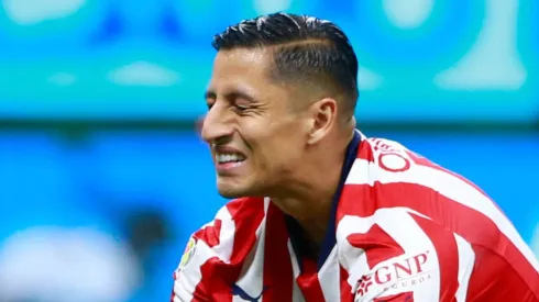 Cisneros en acción con Chivas.
