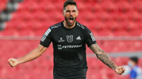 Larrivey se comentó el momento de la U y pidió aguantar a Escobar
