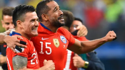 Jean Beausejour llenó de elogios a Charles Aránguiz
