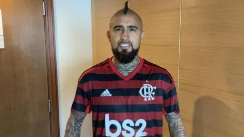 Arturo Vidal tiene decidido jugar en Flamengo
