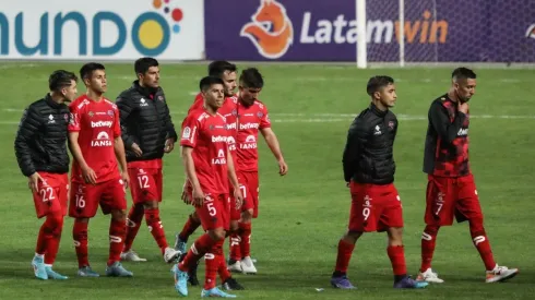 Ñublense se enfrenta a Cobresal.
