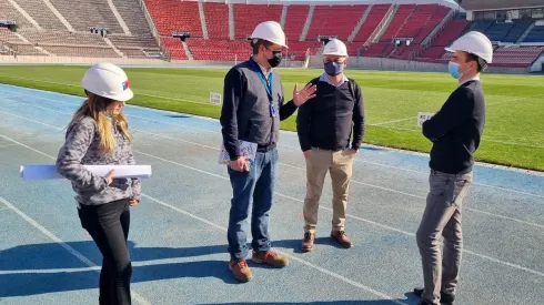 Universidad de Chile y sus dirigentes visitaron el Nacional para jugar el Clásico Universitario ante la UC
