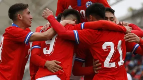 La Roja va por el triunfo ante Perú
