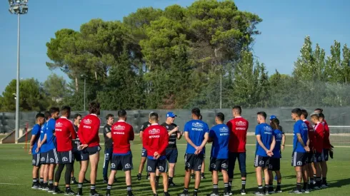 La Selección Chilena comenzó con sus trabajos con Eduardo Berizzo y sin Claudio Bravo en el equipo.
