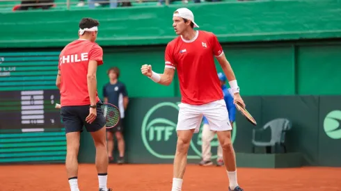 Alejandro Tabilo y Nicolás Jarry se quedaron con el partido de la Copa Davis