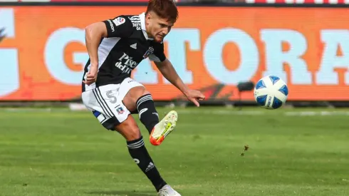 Leonardo Gil destacó a Gustavo Quinteros la viveza de tenerlos prendidos en Colo Colo.
