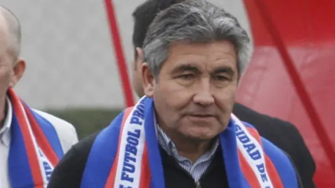 Patricio Mardones aplaude a Gustavo Álvarez.
