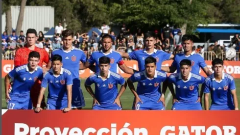 Juvenil de Universidad de Chile firma su primer contrato como profesional a la espera si Pellegrino contará con él este 2023
