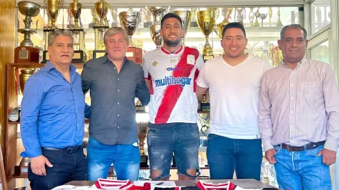 Nuevo delantero llega a Curicó
