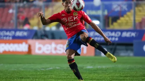 Simón Ramírez es la ausencia de La Roja en Juan Pinto Durán.
