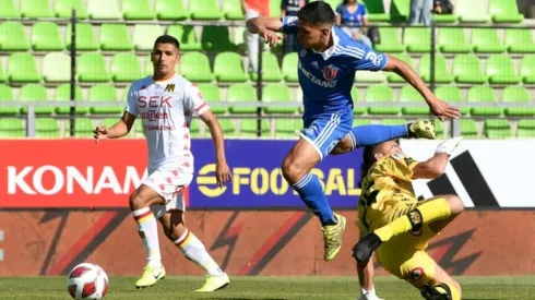 Israel Poblete se gana el cariño de los hinchas de la U quienes celebran que haya hecho olvidar a Felipe Gallegos
