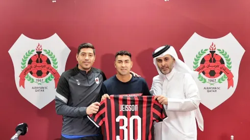 Jeisson Vargas es presentado en Al Rayyan y dice que seguía al equipo por Nicolás Cordova
