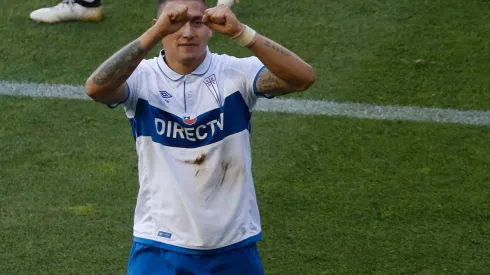 Nico Castillo no se pierde partidos de la UC
