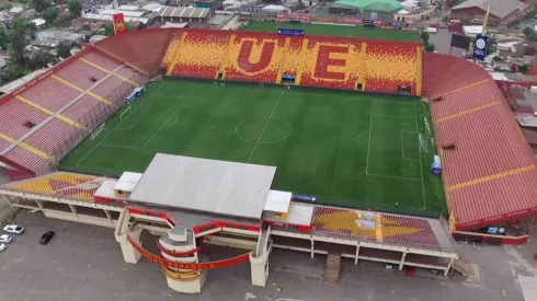 ¿Se podrá jugar? Revelan imágenes del Estadio Santa Laura tras recitales de Los Bunkers
