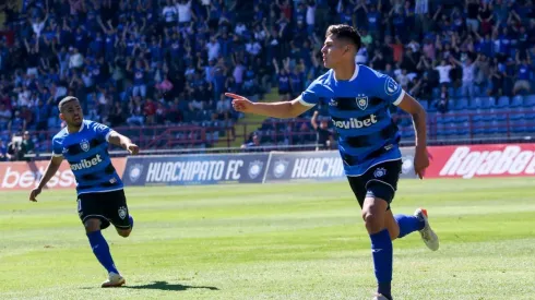 Huachipato de ganar a Colo Colo le sacará 10 puntos al último campeón del fútbol chileno
