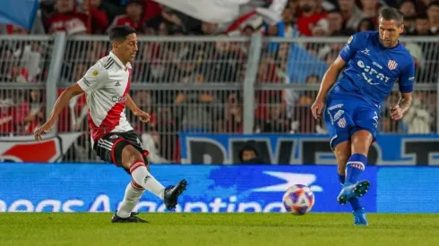 Luciano Aued no lo pasa bien en Argentina con Unión tras salir de la Universidad Católica
