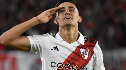 Pablo Solari anotó un golazo en River Plate
