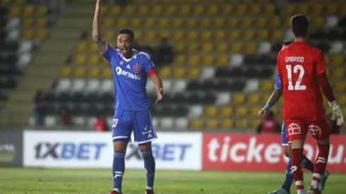 Ex capitán de Universidad de Chile asegura que un buen partido de Nery Domínguez ante Everton, le podría meter mucha presión a Mauricio Pellegrino
