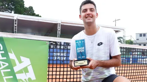 Barrios se corona campeón en Brasil.
