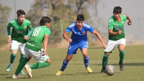 Crack de la selección chilena sub 17 marca su primer gol con la camiseta de Universidad de Chile
