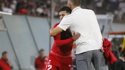 García cuenta como mantiene a Pablo Aránguiz a raya.
