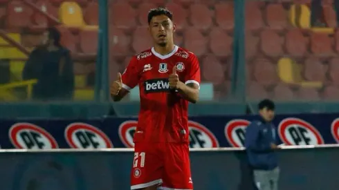 César Pérez llama la atención de grandes equipos en el fútbol chileno
