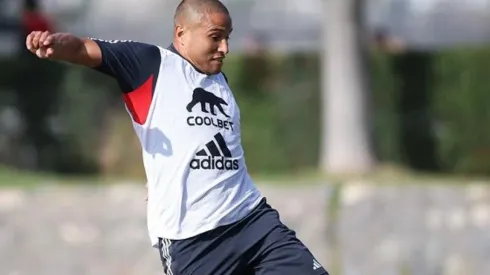 Leandro Benegas marcó dos tantos en partido de entrenamiento de Colo Colo (Foto: Colo Colo)
