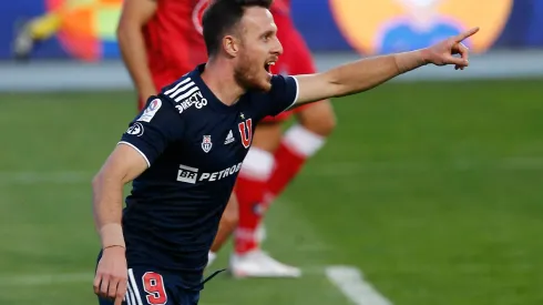 Cristián Mora pide a Ángelo Henríquez para la U
