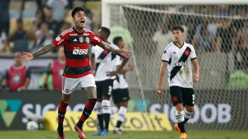 Erick Pulgar celebró con el Flamengo en el Brasileirao (Getty)