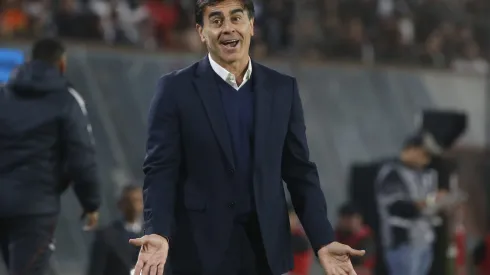 Ven a Gustavo Quinteros desgastado en Colo Colo (Foto: Photosport)
