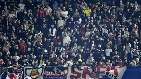 Hinchas de Colo Colo no podrán ingresar a estadios en Buenos Aires.
