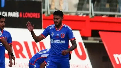 Emmanuel Ojeda se queda en la U y descartan rumores de partida.
