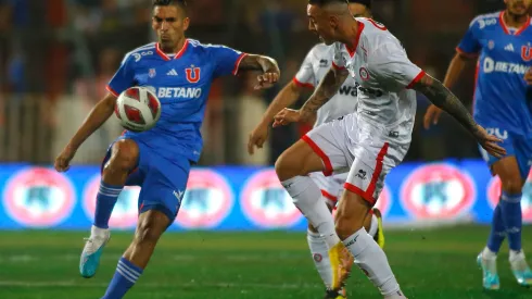 Universidad de Chile descarta riesgo de sanción para Leandro Fernández (Foto: Photosport)
