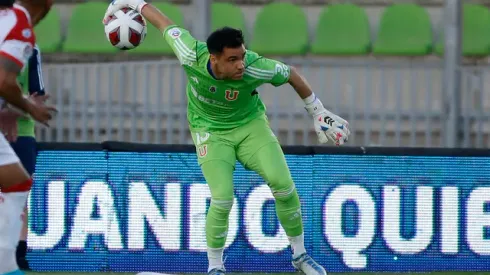 Toselli se alista para debutar como titular en la U