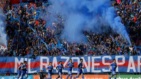 Luego de 52 días vuelve el público de la U al estadio.