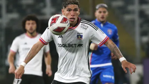 Carlos Palacios regresa al equipo titular de Colo Colo (Foto: Photosport)
