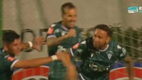 Ex jugador de la U le salva la vida a Wanderers