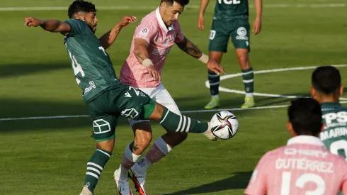 El duelo entre Universidad Católica y Santiago Wanderers fue suspendido