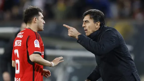 Aseguran que la continuidad de Gustavo Quinteros está en jaque
