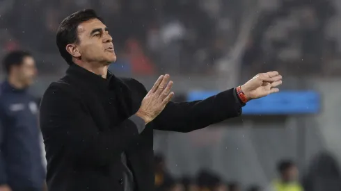 Gustavo Quinteros podría partir a final de año en Colo Colo