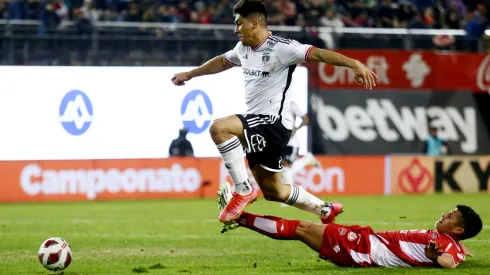 Damián Pizarro es el delantero titular de Colo Colo (Foto: Photosport)
